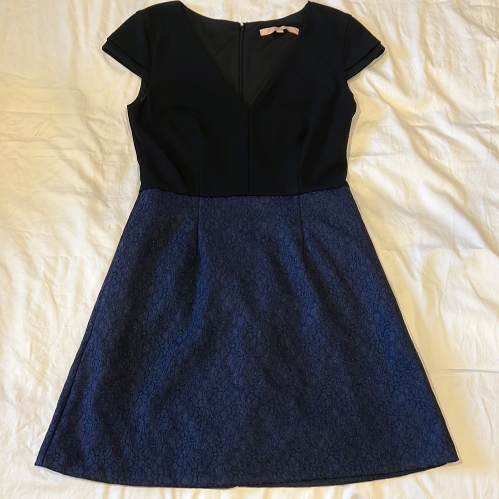 Hutch brand dress size 4